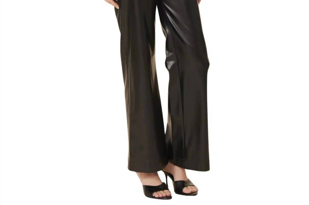 NEW DOLCE CABO women's vegan leather double zip pant in black